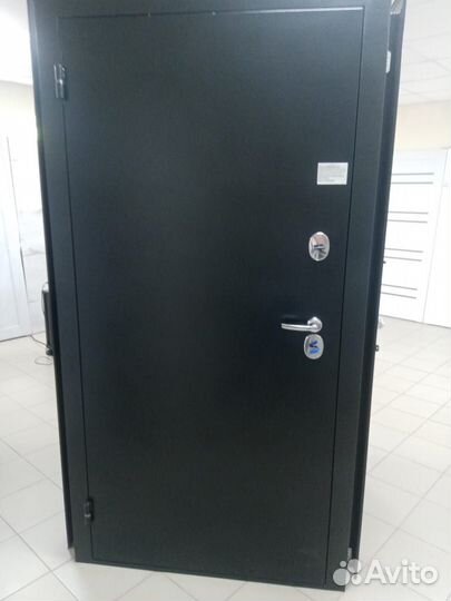 Дверь с терморазрывом / на улицу