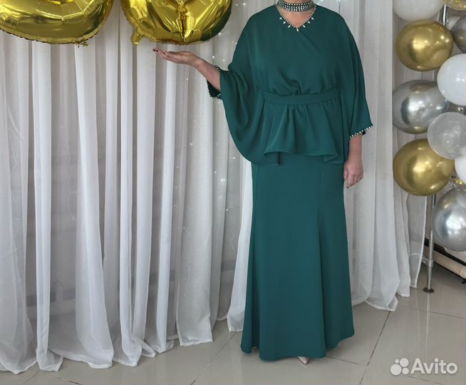 Вечернее платье