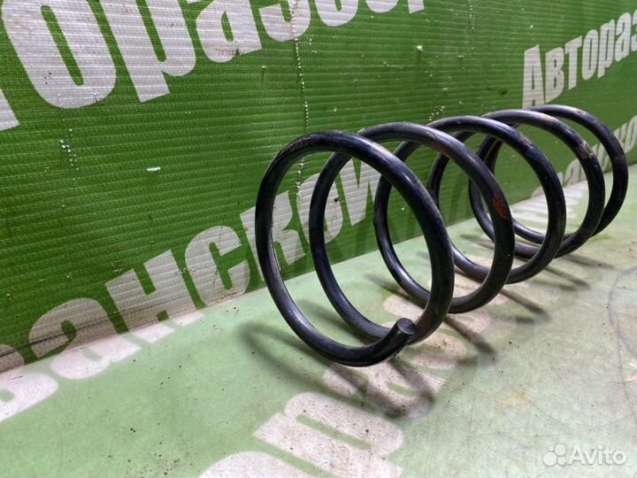Пружина подвески задняя Nissan Bluebird U13 SR18DE