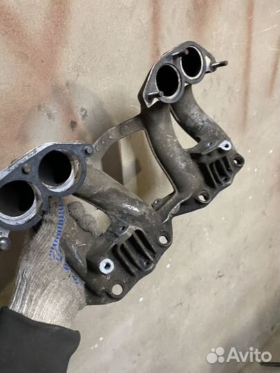 Нижняя часть впускного коллектора bmw e36 m40b16