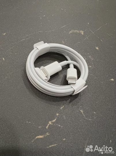 Оригинальные кабели Apple USB/Lightning/USB-C