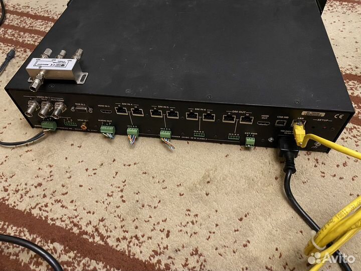 Crown CDi 1000; Crestron MC3,DM-MD6X1,Din-Dali-2