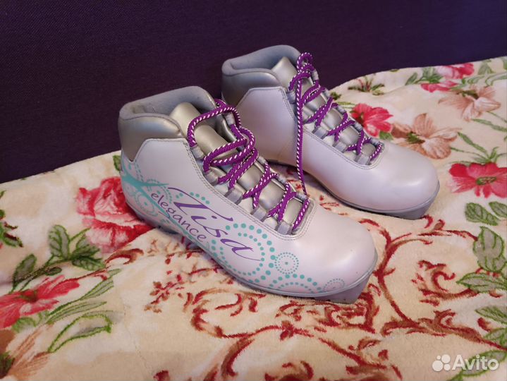 Лыжные ботинки