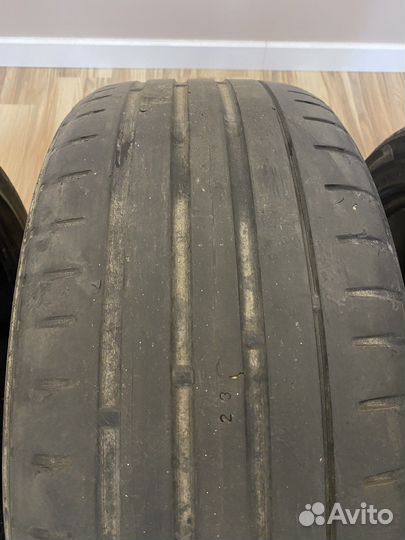 Nokian Tyres Hakka Z 225/50 R17