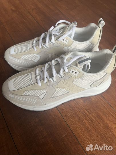 Кроссовки женские Burberry