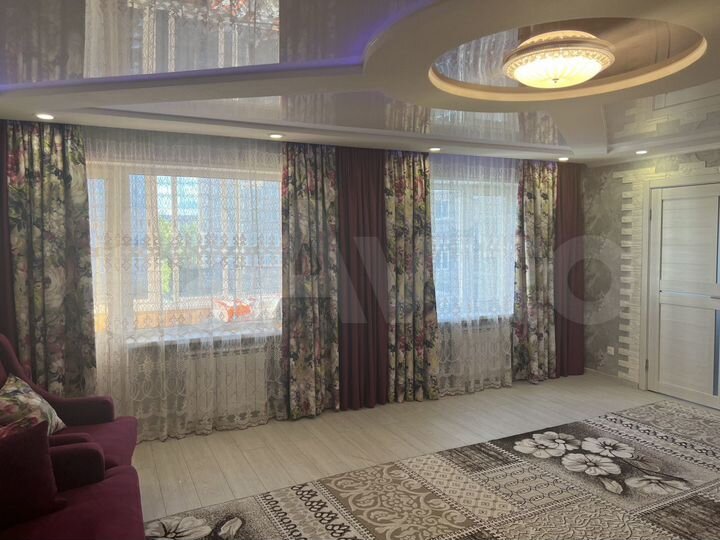 5-к. квартира, 102 м², 5/9 эт.