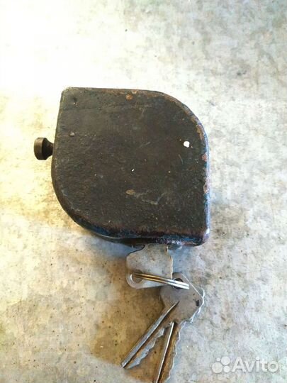 Замок гаражный навесной