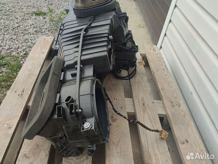 Шкода Октавия А5 корпус печки