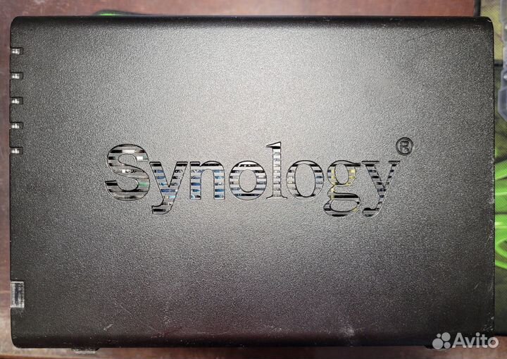 Продам сетевое хранилище (NAS) Synology DS916+