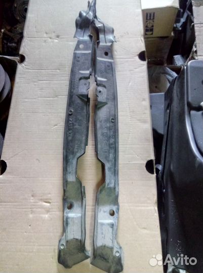 Пыльник переднего крыла Mitsubishi Outlander GF