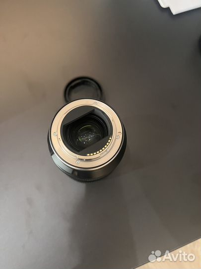 Объектив Tamron 28-75 mm f 2.8 Sony E