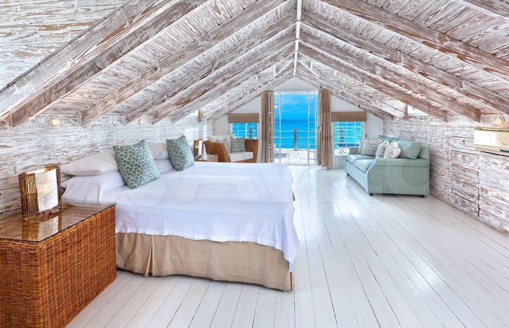 Дом 268 м² на участке 7 сот.