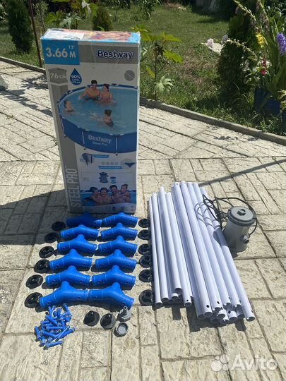 Бассейн Bestwat Steel Pro