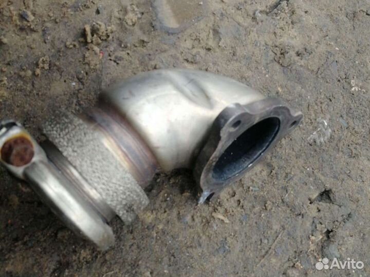 Приёмная труба мерседес Mercedes
