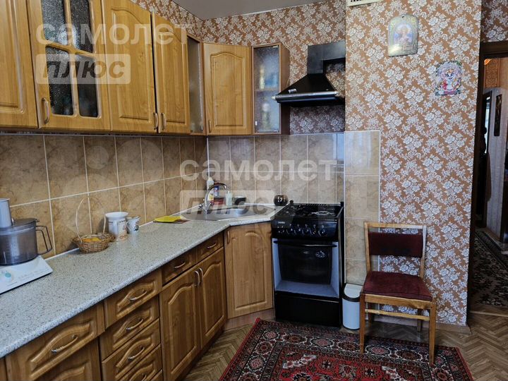 3-к. квартира, 79,7 м², 4/10 эт.