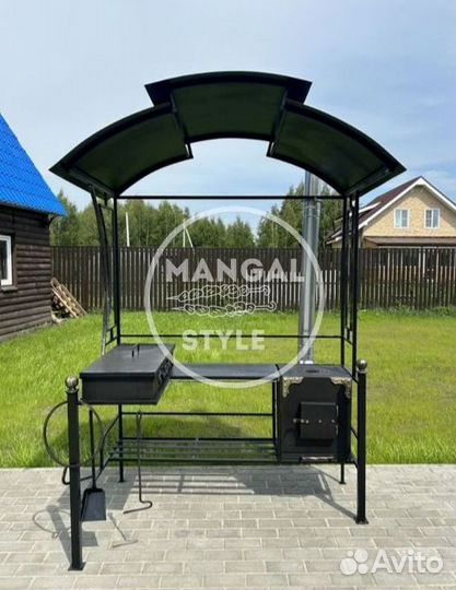 Мангал с крышей