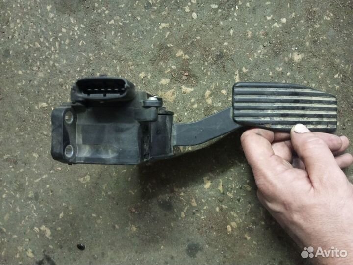 Педаль газа niva Урбан