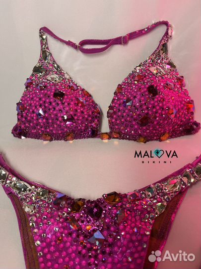 Инкрустация стразами