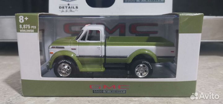 M2 machines 1970 GMC 5500 Truck