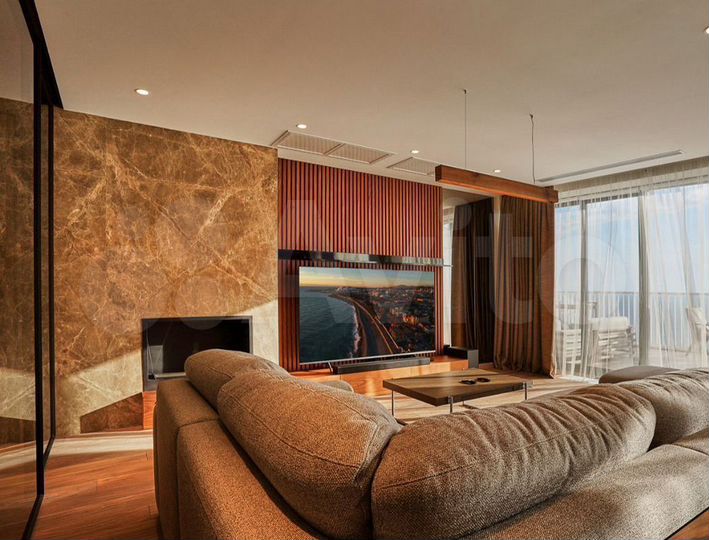 4-к. квартира, 140 м², 25/27 эт.