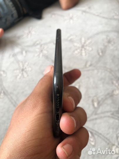 Телефон iPhone 7