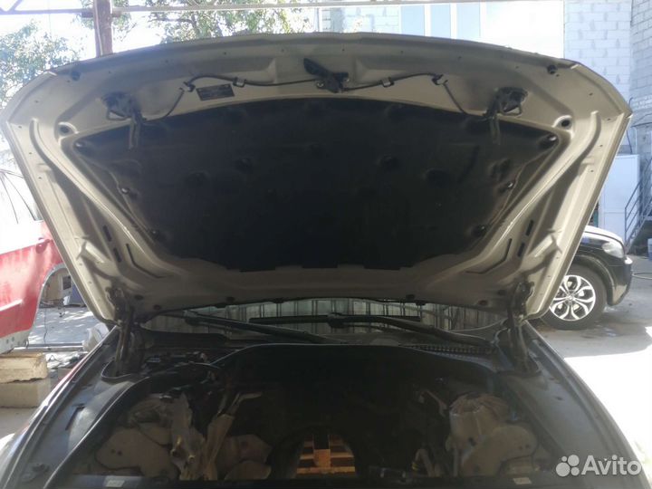 Капот белый BMW 5-series F10