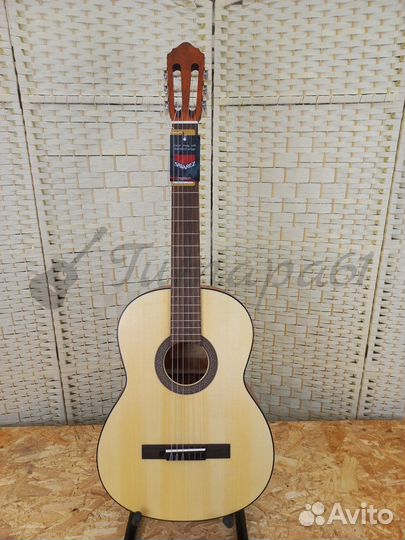 Классическая гитара Cort 39 дюймов