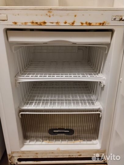 Продам холодильник Upo