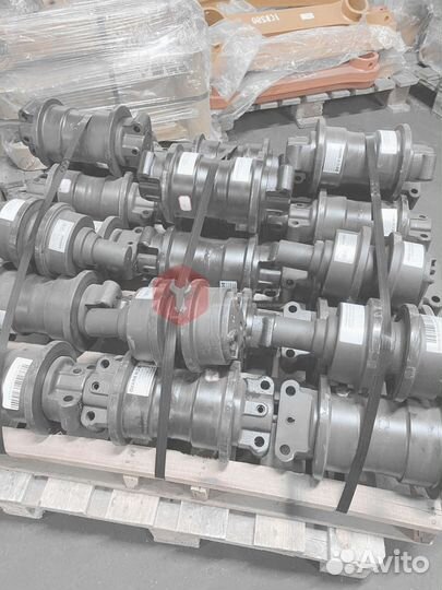 Каток поддерживающий Volvo SA1081-01820