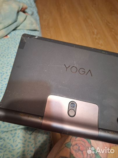 Lenovo yoga smart tab x705x