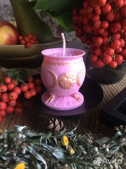 Ведьмин котелок свеча