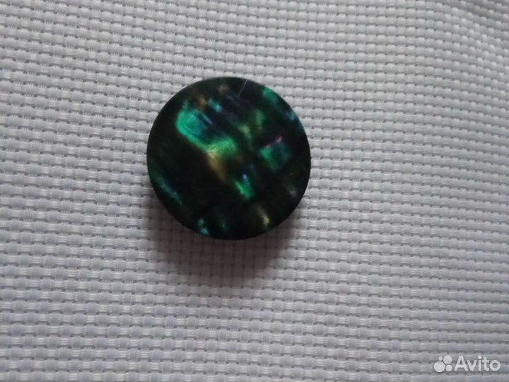 Старинные пуговицы из перламутра