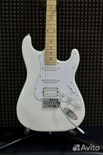 Электро гитара новая stratocaster