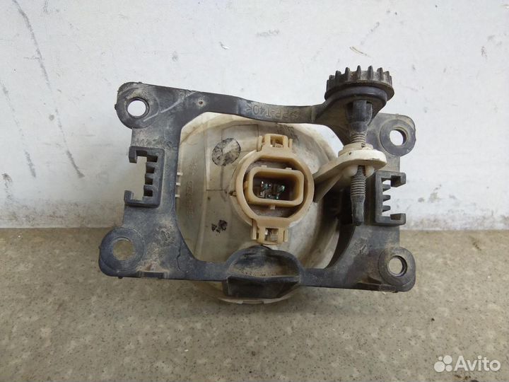 Фара противотуманная левая Citroen C3 2009-2016