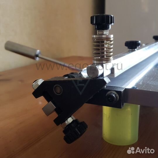 Ручная загибочная машина для кожи