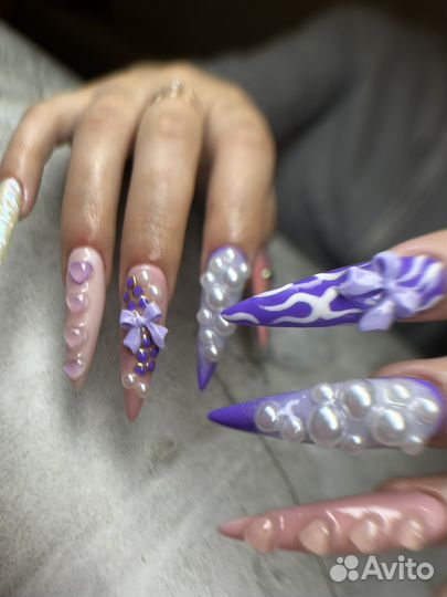 Модель на креативный маникюр