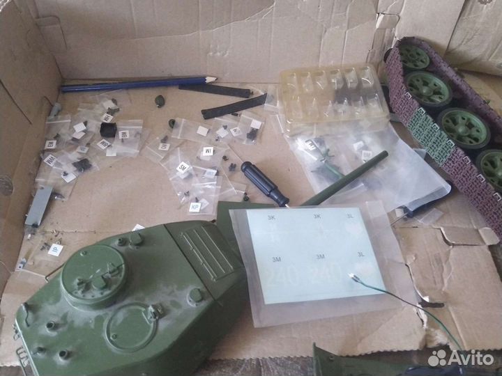 Сборная модель танка т34 собирать