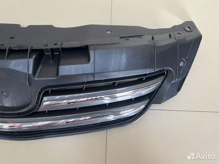 Решетка радиатора Toyota Corolla E150