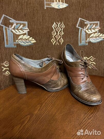 Ботинки женские