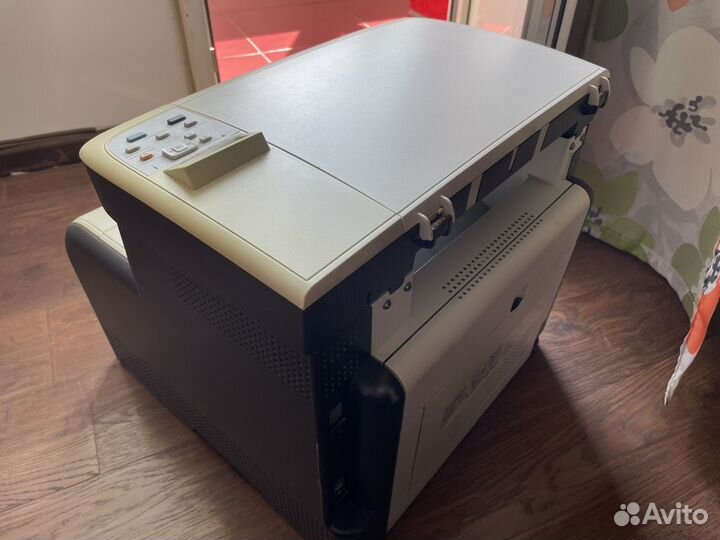 Принтер лазерный hp