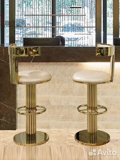 Барный стул новый