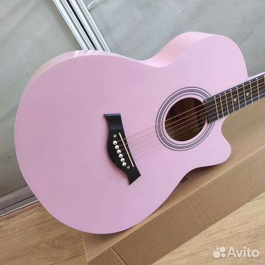 Гитара новая розовая полноразмерная