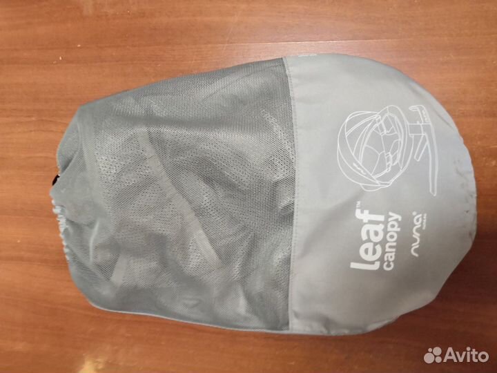 Шезлонг-качалка nuna leaf