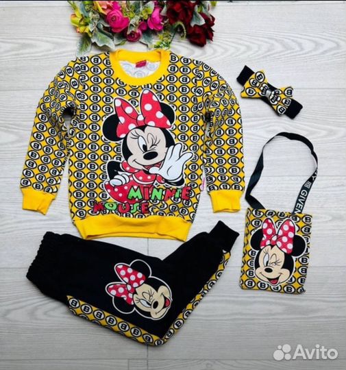 Костюм детский новый