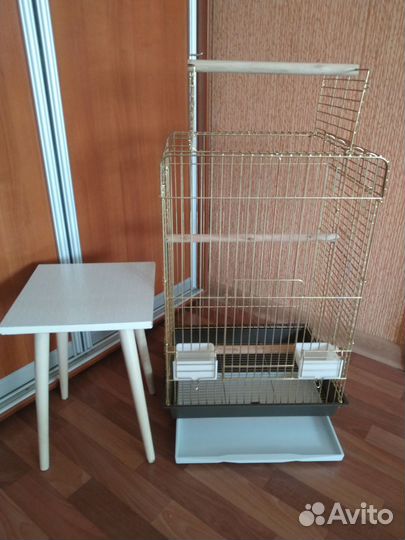 Большая клетка для птиц