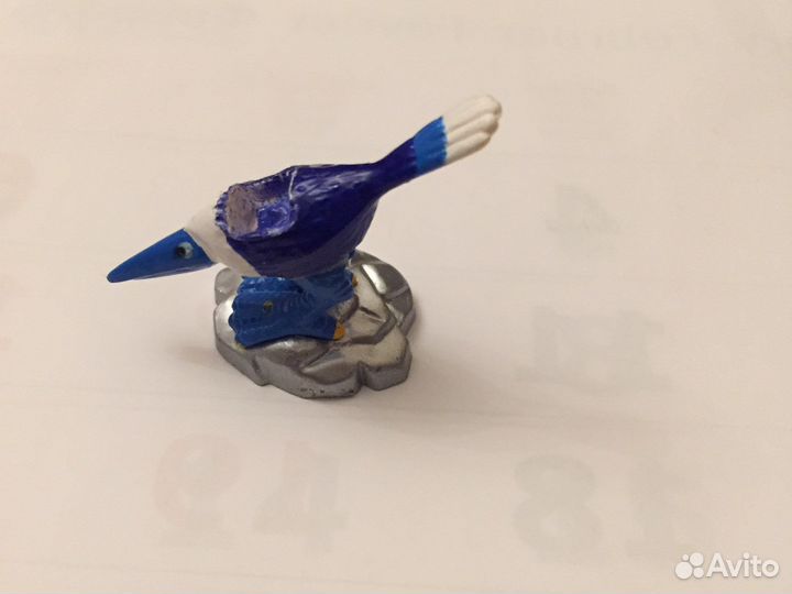 Фигурки киндер сюрприз и ландрин