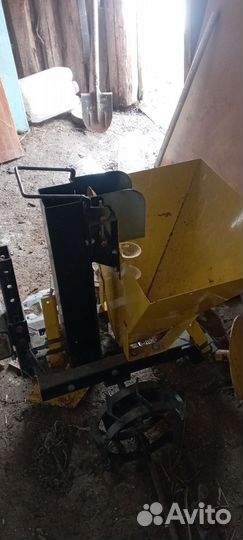 Картофеле сажалка для мотоблока