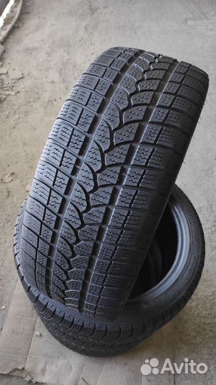 Tigar Winter 215/45 R17