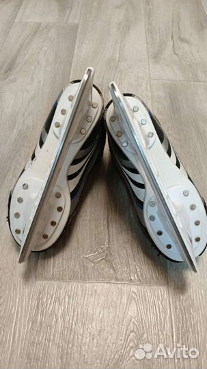 Коньки хоккейные