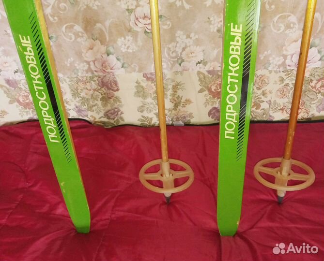 Лыжи деревянные СССР подростковые Юность